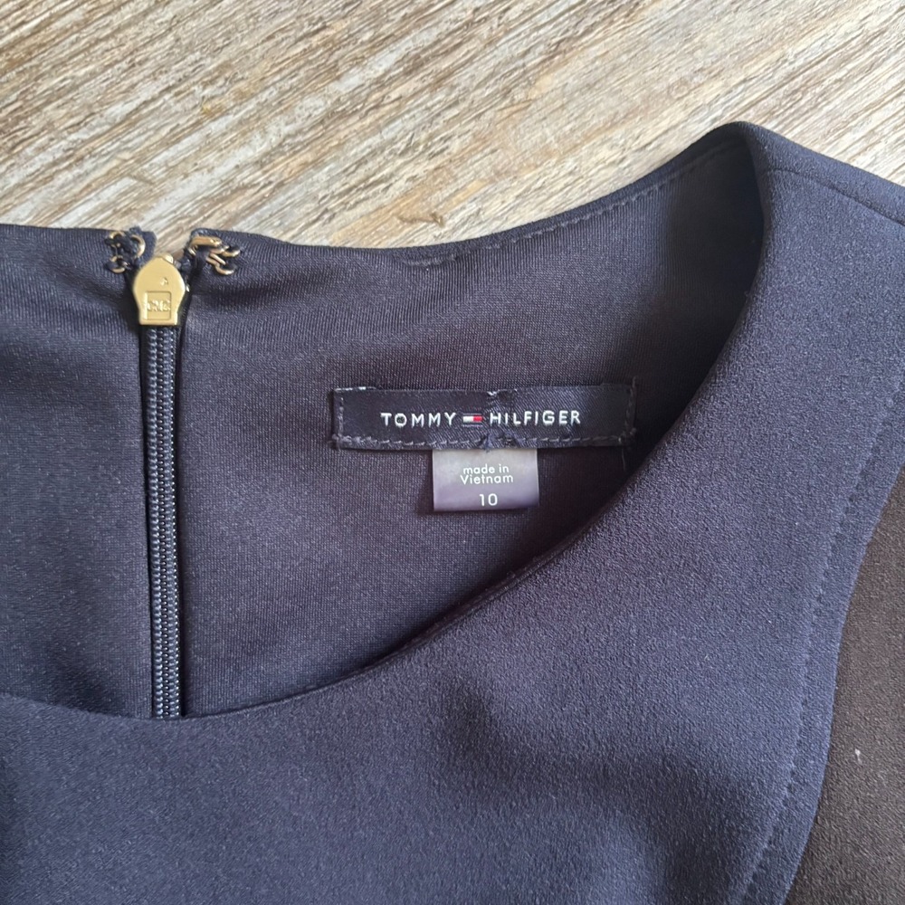 Tommy Hilfiger A-Line Fit & Flare Women's Dress Navy Black Colorblock‎ Size 10 - Picture 4 of 7